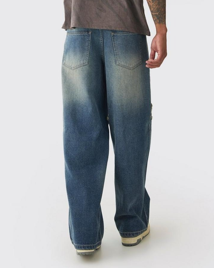 Baggy Fit Rigid Large Distressed Star Jeans