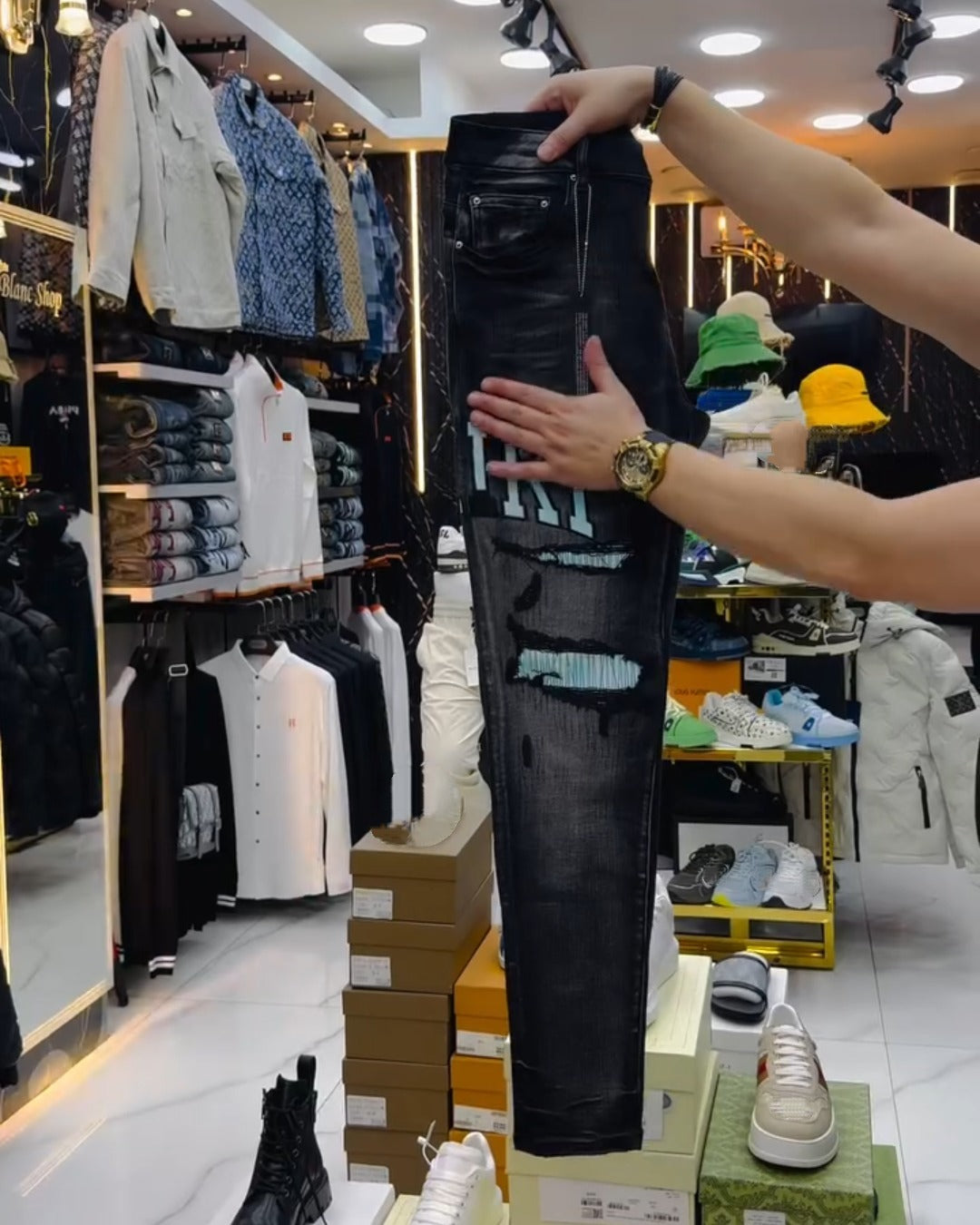 Men's Ripped Jeans