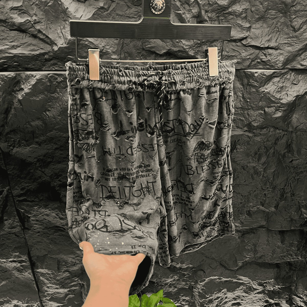 Men's Graffiti Lettering Ripped Shorts