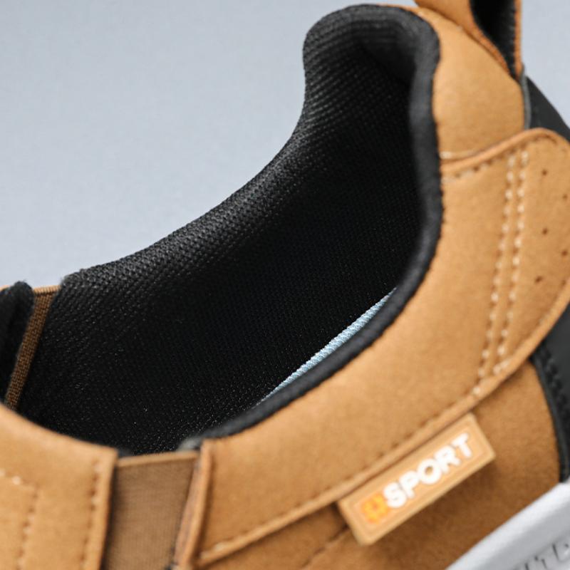 Outdoor Lightweight Breathable Casual Walking Shoes