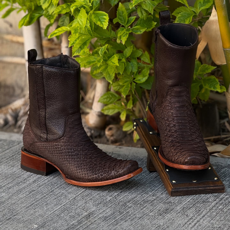 Handcrafted Western Cowboy Boots