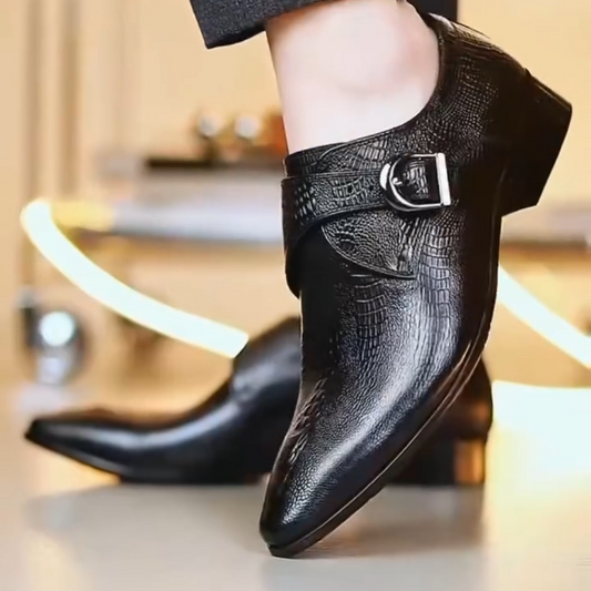 Men's Pointed Toe Buckle Shoes