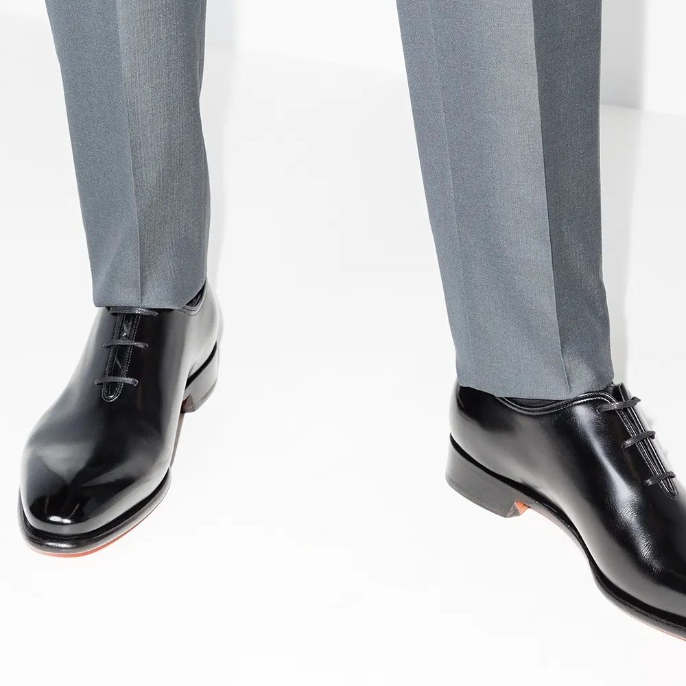 Wholecut Lace-Up Oxfords Black