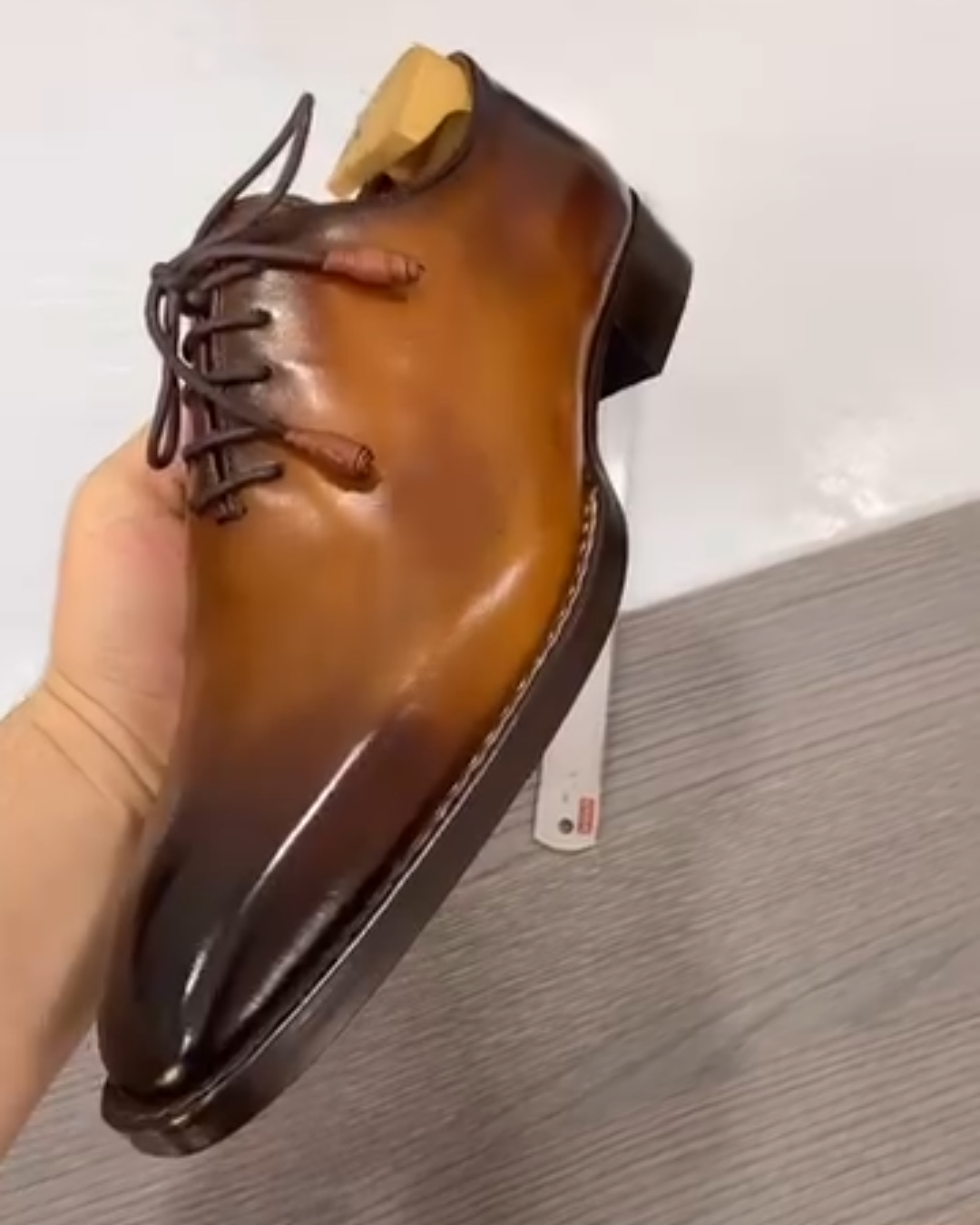 Men's Whole Cut Oxfords Formal Shoes